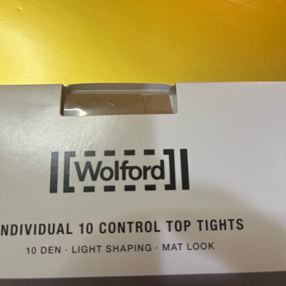 Brand New Wolford Individual 10 control tights Sz L. Lot of 2. Beige - Picture 5 of 5